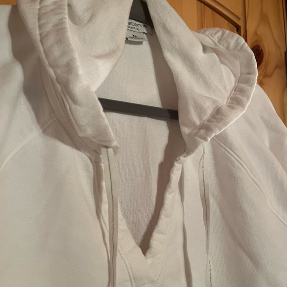 Liz Claiborne Weekend white hoodie - Picture 2 of 4